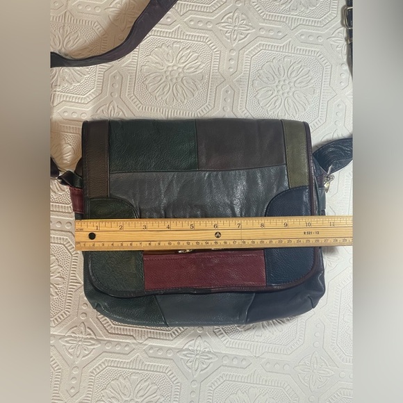 Multicolor Patchwork Crossbody Bag - Picture 13 of 14